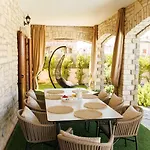 Vila Del With Heated Pool Cabrunici