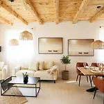 Villa Del With Heated Pool Cabrunici