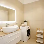 Villa Del With Heated Pool Cabrunici